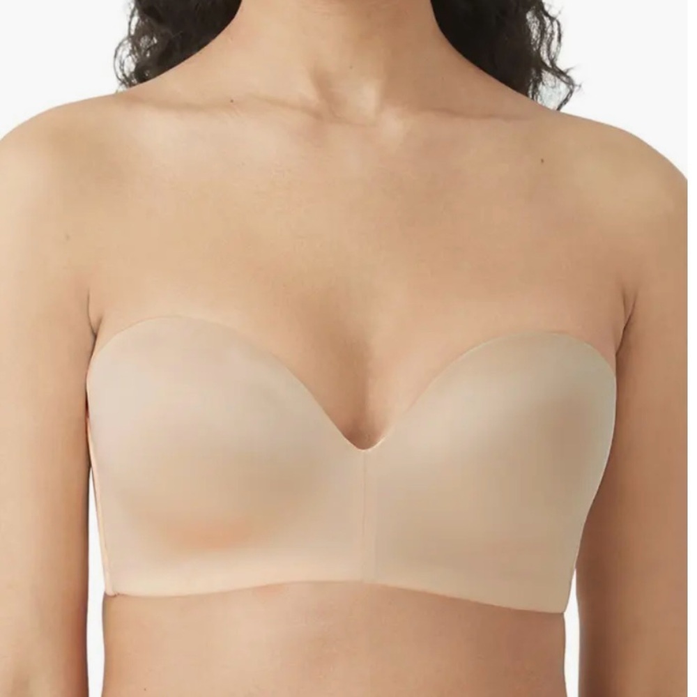 b.tempt'd by Wacoal Future Foundation Wireless Strapless Bra 954281